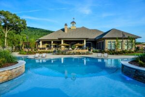 木造と鉄筋の防音性能が優れた賃貸物件はどれ？