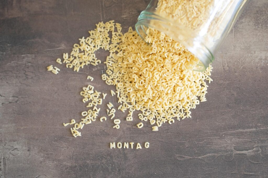 平日に自炊をするための時短コツは？