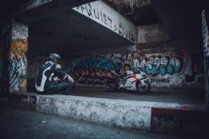 一人暮らしで保証人がいない場合の賢い対策は？