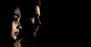 一人暮らしの女性が知っておくべき防犯対策は？