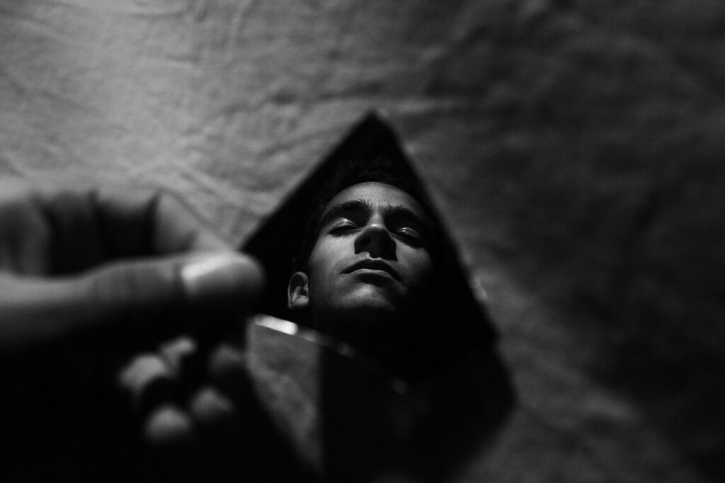 一人暮らしの女性が抱える一人暮らしの不安を解消する方法は？