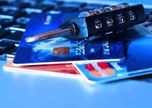 一人暮らしのクレジットカード管理はどうすればいい？